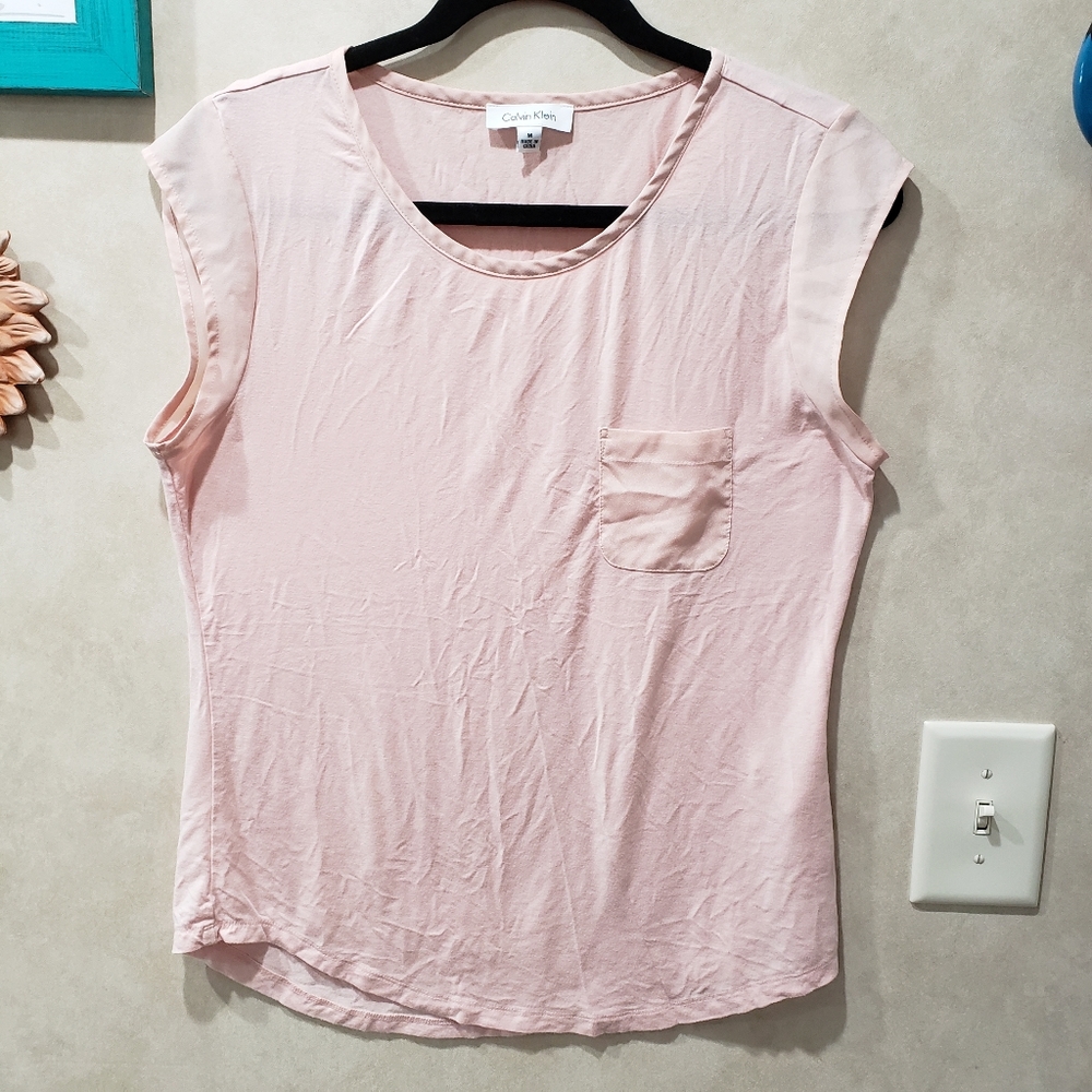 Calvin Klein Tshirt Blouse with Satin Accents Sz M